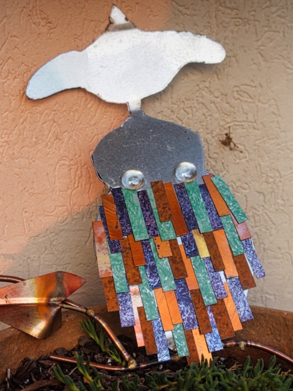 Metal Owl Garden Art – For Parts / As Is – Colorful Scrap Metal Bird Sculpture - Picture 3 of 6